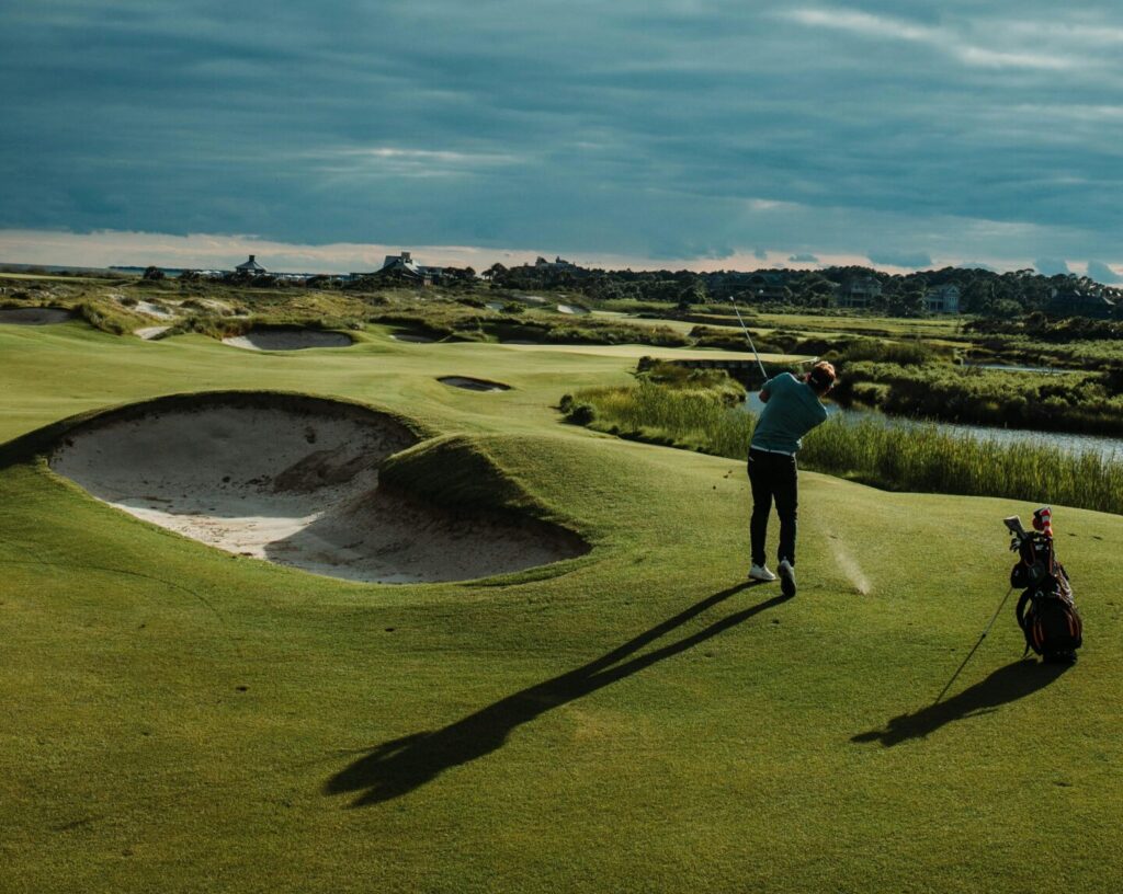 9 hole golf time